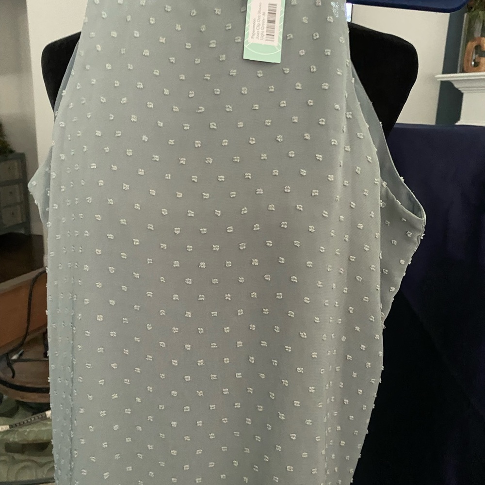 Olive sleeveless blouse M